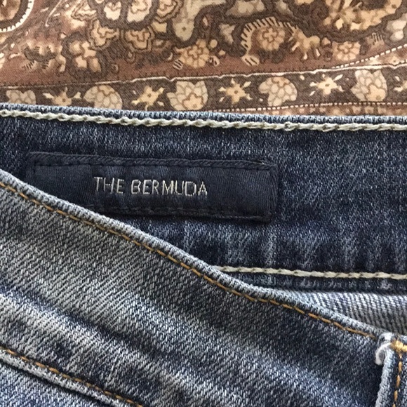 Bermuda shorts - Picture 3 of 4